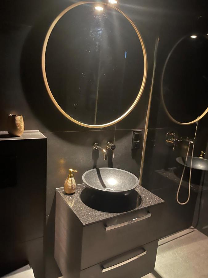 Neptun Apartament Świnoujście Exteriör bild